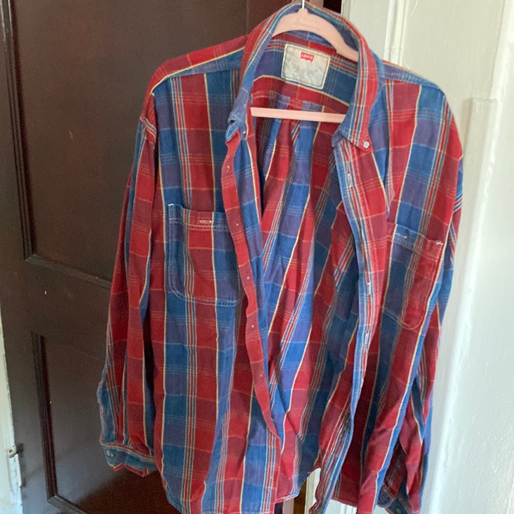 Vintage Levi’s flannel! In perfect condition!